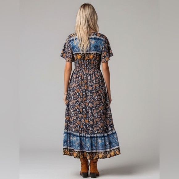 Boho Floral Bell Sleeve Asymmetrical Hem Dress - Picture 5 of 9